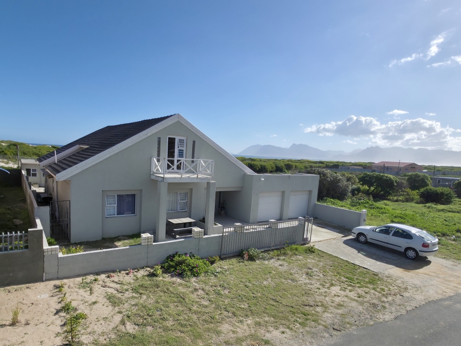 5 Bedroom Property for Sale in Hawston Western Cape